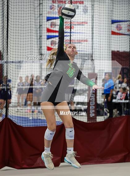 Thumbnail 3 in Pine Crest vs Jupiter (South Florida Showdown) photogallery.