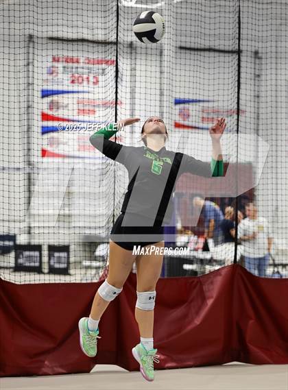 Thumbnail 1 in Pine Crest vs Jupiter (South Florida Showdown) photogallery.