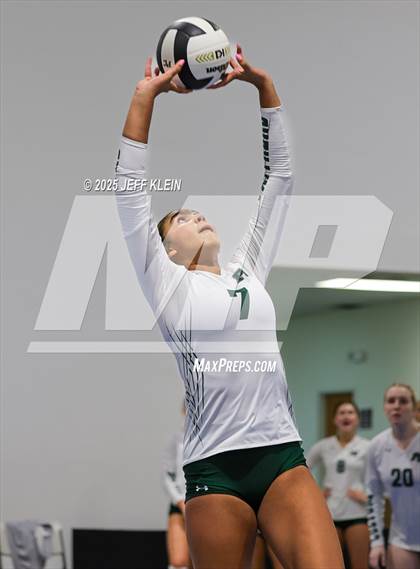 Thumbnail 2 in Pine Crest vs Jupiter (South Florida Showdown) photogallery.