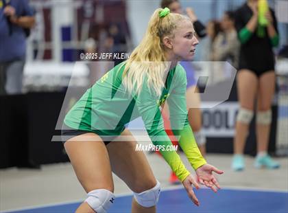 Thumbnail 3 in Pine Crest vs Jupiter (South Florida Showdown) photogallery.