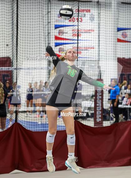 Thumbnail 2 in Pine Crest vs Jupiter (South Florida Showdown) photogallery.