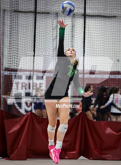 Thumbnail 2 in Pine Crest vs Jupiter (South Florida Showdown) photogallery.
