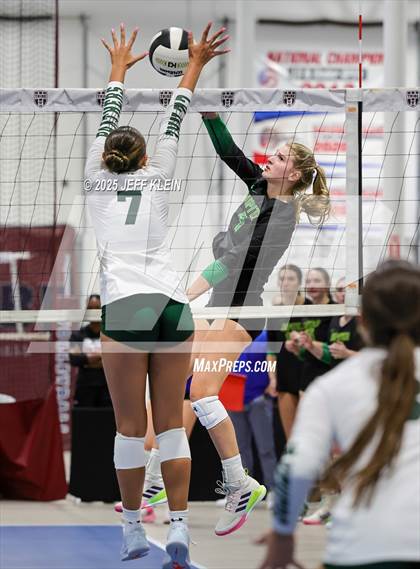 Thumbnail 2 in Pine Crest vs Jupiter (South Florida Showdown) photogallery.