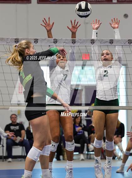 Thumbnail 3 in Pine Crest vs Jupiter (South Florida Showdown) photogallery.