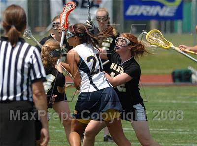 Thumbnail 1 in Nanuet vs. Shoreham-Wading River (NYSPHSAA Class C Semifinal) photogallery.