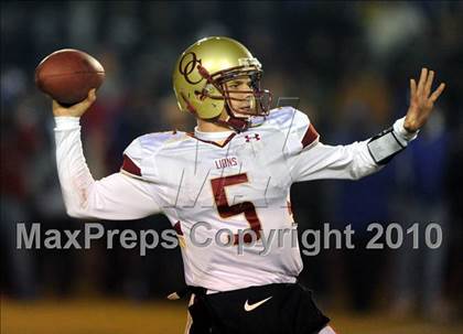 Thumbnail 3 in Oaks Christian @ Serra (CIF SS Northwest Division Final) photogallery.