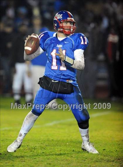 Thumbnail 3 in Oaks Christian @ Serra (CIF SS Northwest Division Final) photogallery.