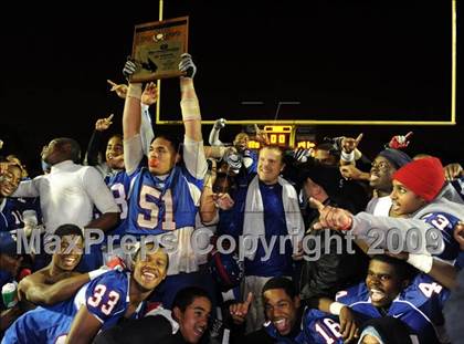 Thumbnail 3 in Oaks Christian @ Serra (CIF SS Northwest Division Final) photogallery.