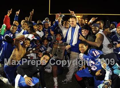 Thumbnail 1 in Oaks Christian @ Serra (CIF SS Northwest Division Final) photogallery.