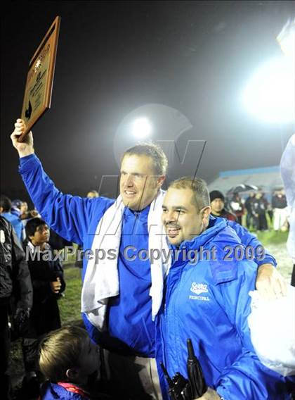 Thumbnail 3 in Oaks Christian @ Serra (CIF SS Northwest Division Final) photogallery.