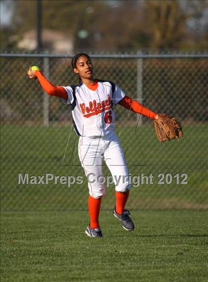 Thumbnail 3 in Sheldon @ Cosumnes Oaks photogallery.