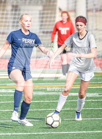 Thumbnail 2 in Perry vs. Gilbert (Coyote Classic Tournament) photogallery.