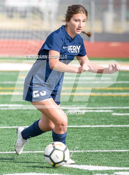 Thumbnail 2 in Perry vs. Gilbert (Coyote Classic Tournament) photogallery.