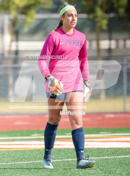 Thumbnail 1 in Perry vs. Gilbert (Coyote Classic Tournament) photogallery.
