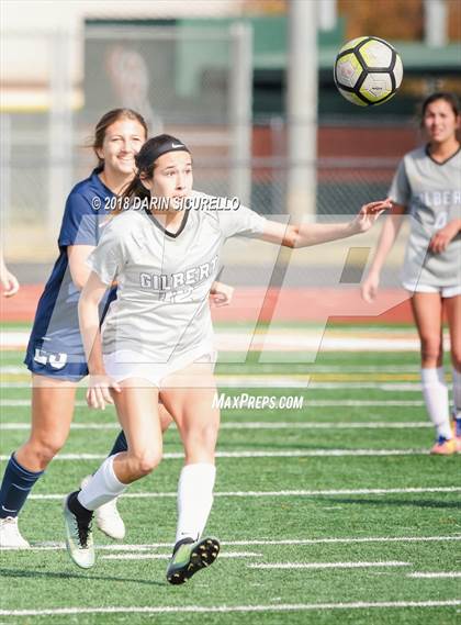 Thumbnail 1 in Perry vs. Gilbert (Coyote Classic Tournament) photogallery.