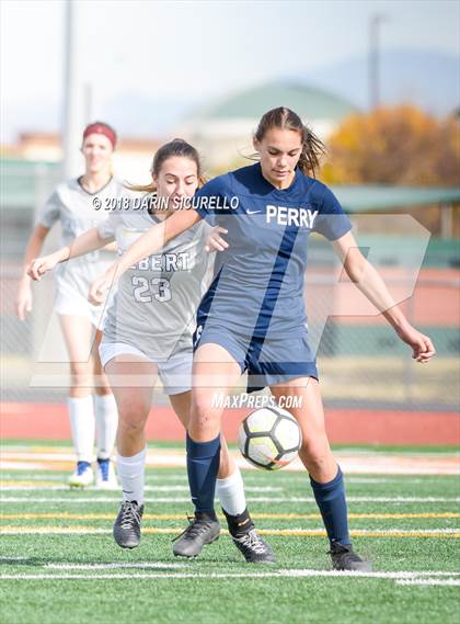 Thumbnail 1 in Perry vs. Gilbert (Coyote Classic Tournament) photogallery.