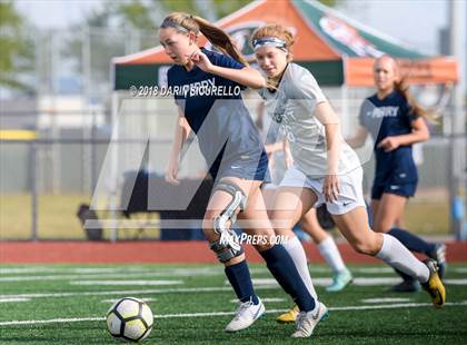 Thumbnail 3 in Perry vs. Gilbert (Coyote Classic Tournament) photogallery.