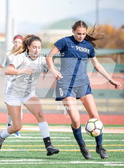 Thumbnail 3 in Perry vs. Gilbert (Coyote Classic Tournament) photogallery.