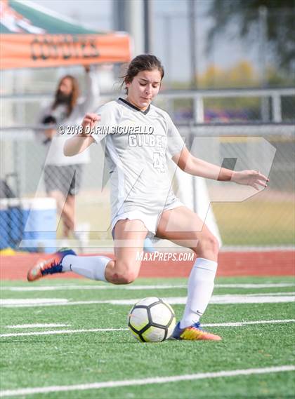 Thumbnail 1 in Perry vs. Gilbert (Coyote Classic Tournament) photogallery.