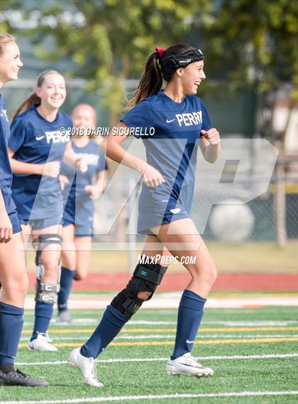 Thumbnail 2 in Perry vs. Gilbert (Coyote Classic Tournament) photogallery.