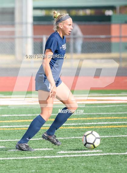 Thumbnail 1 in Perry vs. Gilbert (Coyote Classic Tournament) photogallery.