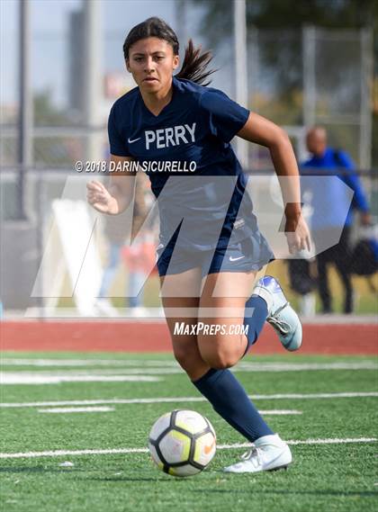 Thumbnail 1 in Perry vs. Gilbert (Coyote Classic Tournament) photogallery.