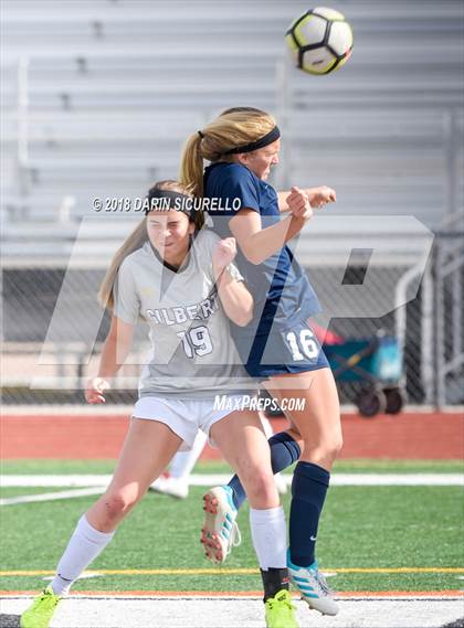 Thumbnail 2 in Perry vs. Gilbert (Coyote Classic Tournament) photogallery.