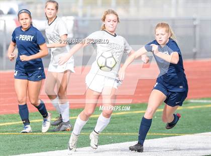 Thumbnail 3 in Perry vs. Gilbert (Coyote Classic Tournament) photogallery.