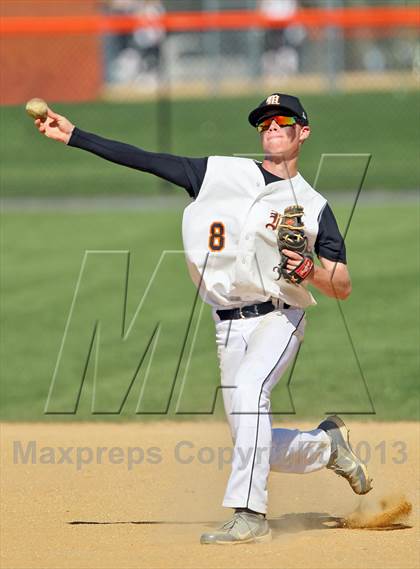 Thumbnail 1 in Highland @ Marlboro Central photogallery.