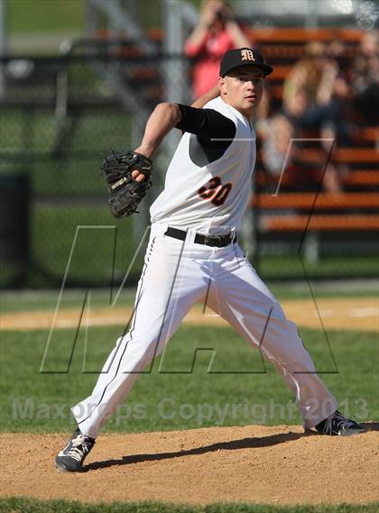 Thumbnail 3 in Highland @ Marlboro Central photogallery.