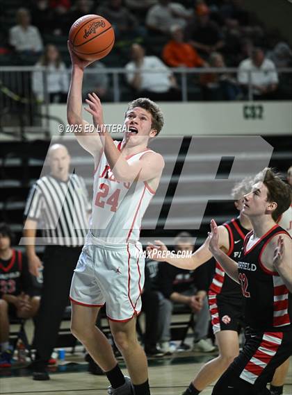 Thumbnail 2 in Fairfield vs South Webster (OHSAA DIV VII District Final) photogallery.