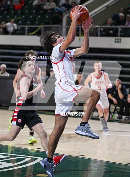 Thumbnail 1 in Fairfield vs South Webster (OHSAA DIV VII District Final) photogallery.