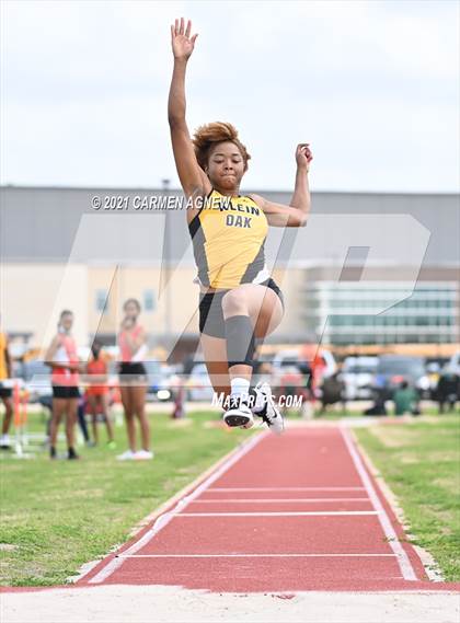 Thumbnail 2 in Bridgeland High School Invitational photogallery.