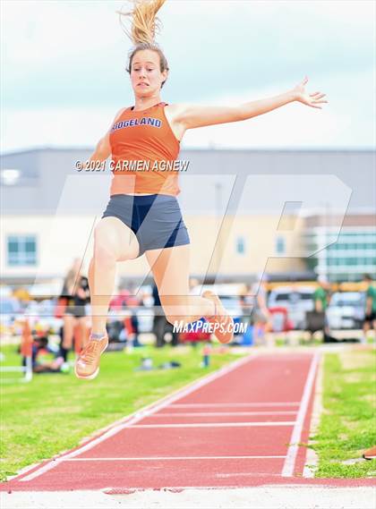 Thumbnail 3 in Bridgeland High School Invitational photogallery.