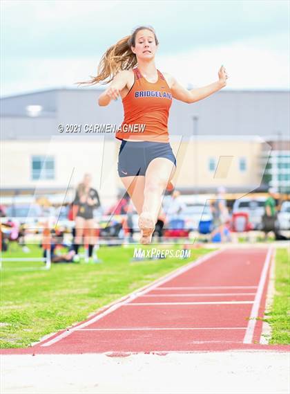 Thumbnail 2 in Bridgeland High School Invitational photogallery.