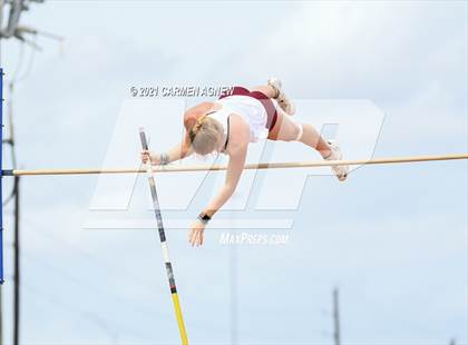 Thumbnail 2 in Bridgeland High School Invitational photogallery.