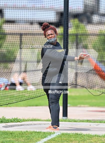 Thumbnail 2 in Bridgeland High School Invitational photogallery.