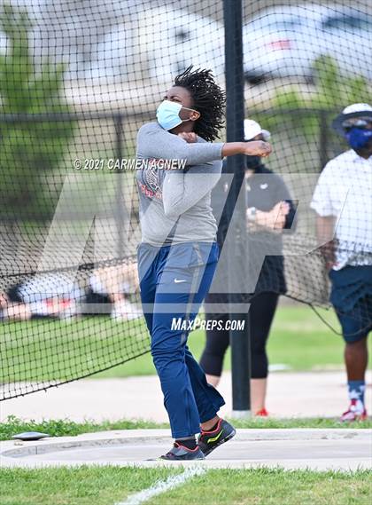 Thumbnail 2 in Bridgeland High School Invitational photogallery.