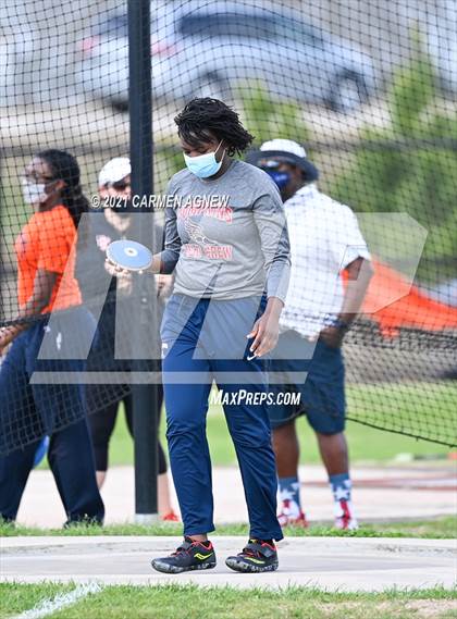 Thumbnail 1 in Bridgeland High School Invitational photogallery.