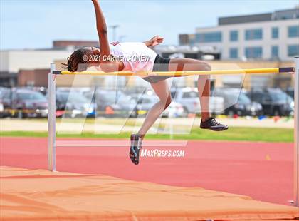 Thumbnail 3 in Bridgeland High School Invitational photogallery.
