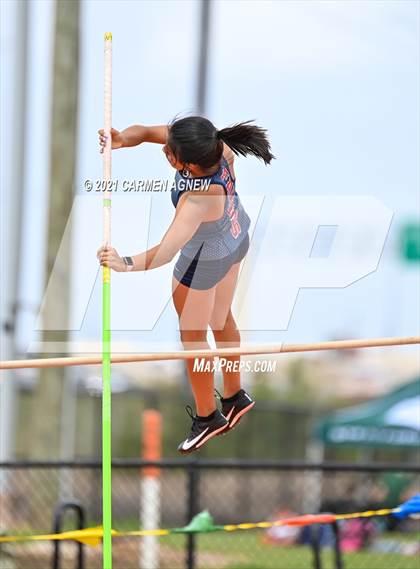 Thumbnail 2 in Bridgeland High School Invitational photogallery.