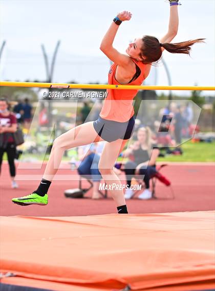 Thumbnail 2 in Bridgeland High School Invitational photogallery.