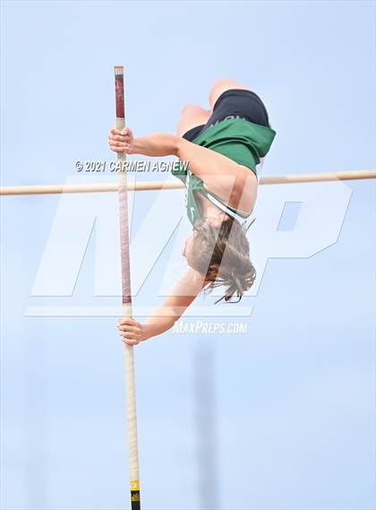 Thumbnail 1 in Bridgeland High School Invitational photogallery.