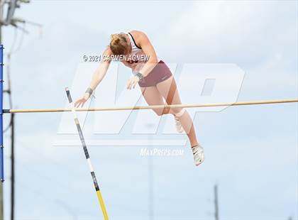 Thumbnail 3 in Bridgeland High School Invitational photogallery.