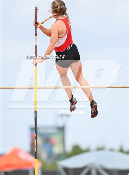 Thumbnail 1 in Bridgeland High School Invitational photogallery.