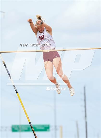 Thumbnail 1 in Bridgeland High School Invitational photogallery.