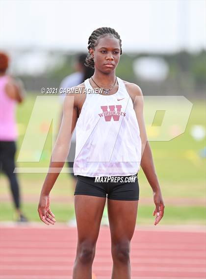 Thumbnail 3 in Bridgeland High School Invitational photogallery.