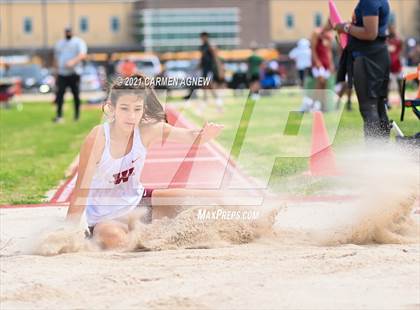 Thumbnail 1 in Bridgeland High School Invitational photogallery.