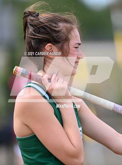 Thumbnail 1 in Bridgeland High School Invitational photogallery.