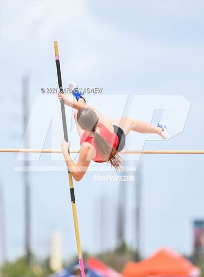 Thumbnail 3 in Bridgeland High School Invitational photogallery.